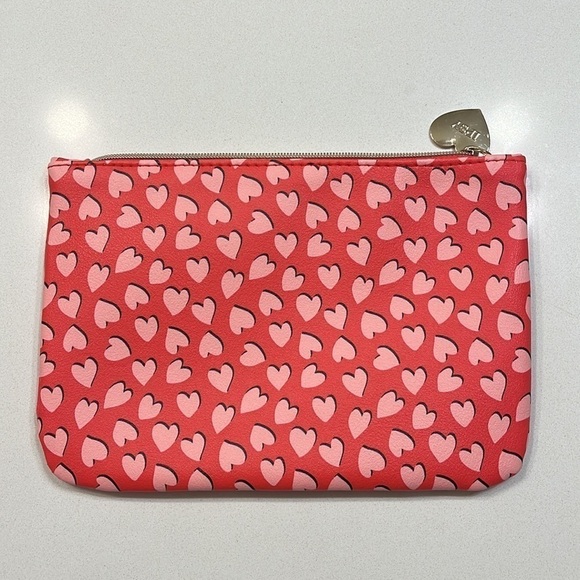IPSY Heart Print February 20202 Valentine Glam Bag - Picture 2 of 4